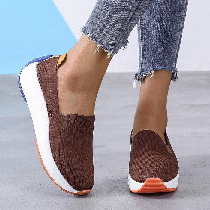 Tênis Ortopédico Slip On Elyse™